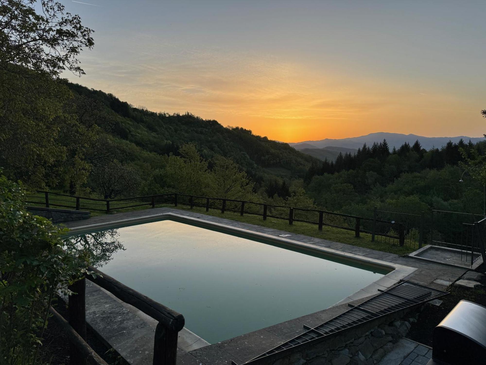Bio Agriturismo Il Vigno Caprese Michelangelo Exterior photo